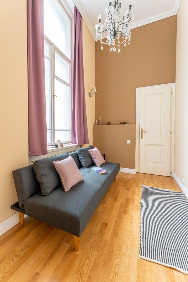 Matilda Luxury Suite Apartment Boedapest Buitenkant foto