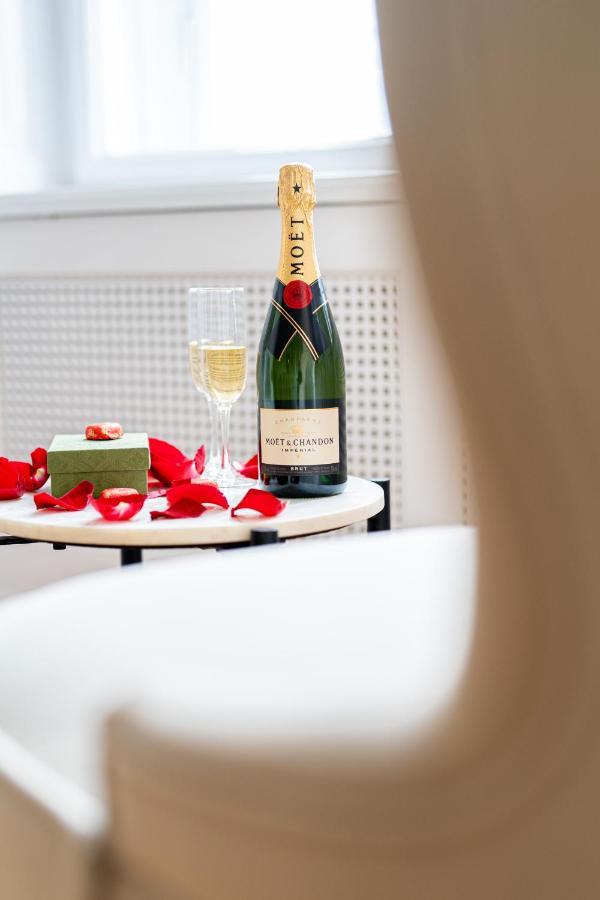 Matilda Luxury Suite Apartment Boedapest Buitenkant foto