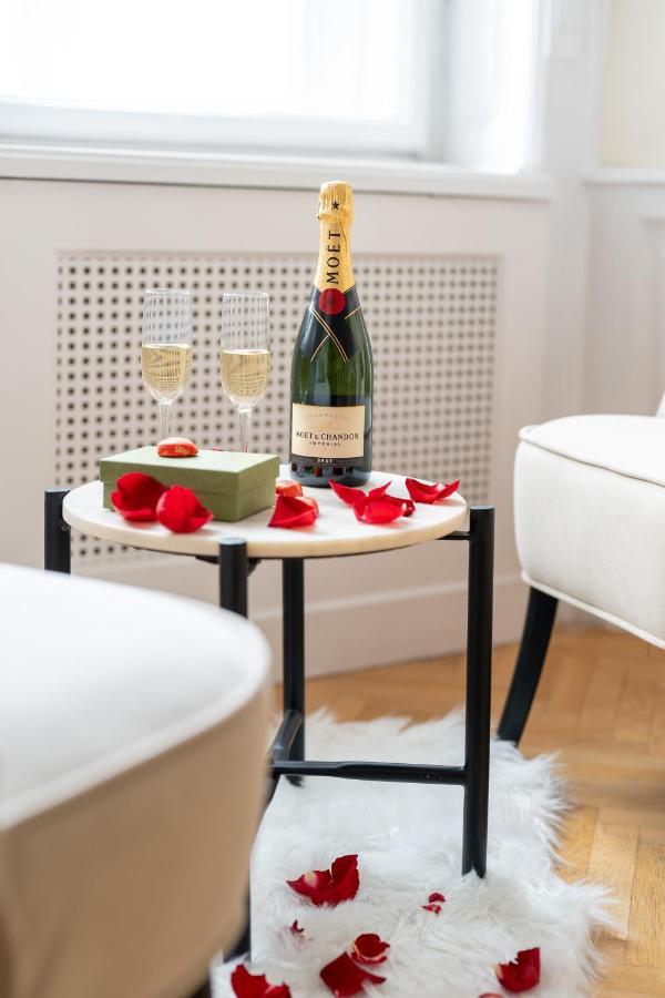 Matilda Luxury Suite Apartment Boedapest Buitenkant foto